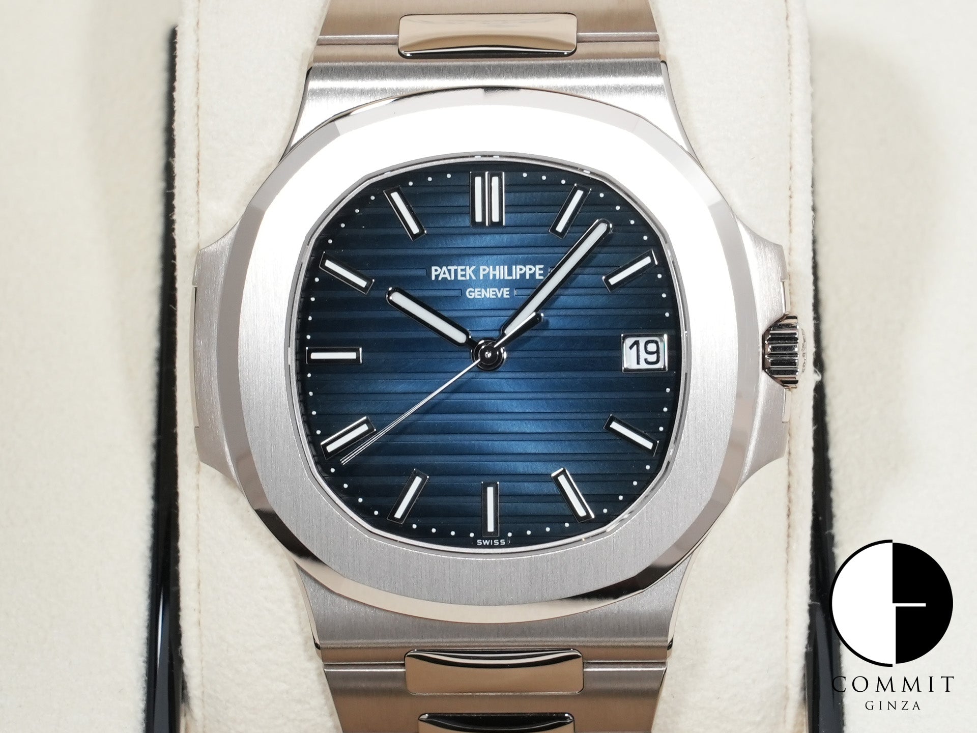 パテックフィリップ ノーチラス Ref.5811/1G-001 ホワイトゴールド ブルー・ソレイユ文字盤 未使用 pmz38ag8 商品画像1