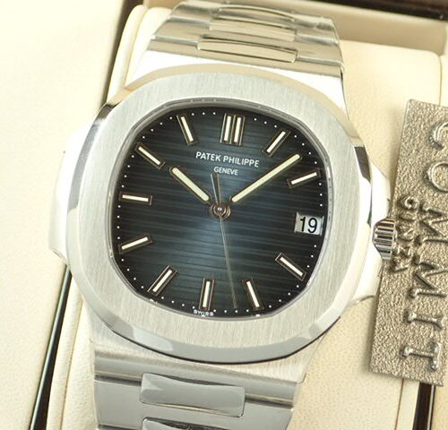 パテックフィリップ ノーチラス Ref.5711/1A-010 ブラックブルー文字盤 未使用 nautilus-21 商品画像1